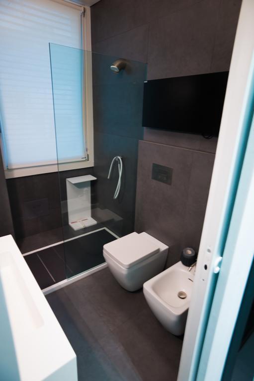 Apartamento Stylish Mini In The Heart Of Milano Habitación foto