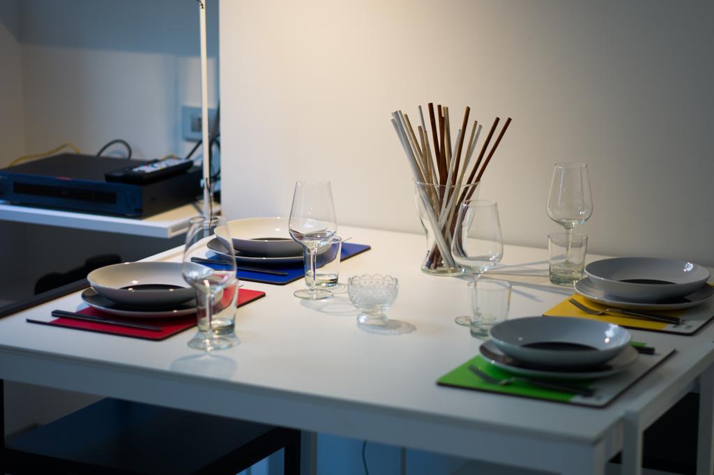 Apartamento Stylish Mini In The Heart Of Milano Habitación foto